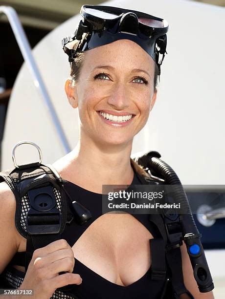 celine augsbuurt|Céline Cousteau .